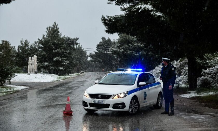 Κακοκαιρία: Η επέλαση του «Λέανδρου» - Πού διακόπτεται η κυκλοφορία - Έκλεισε η Λ. Πάρνηθος