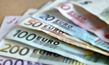 Oικονομία: Πώς θα δοθούν τα 400 ευρώ σε αυτοαπασχολούμενους επιστήμονες