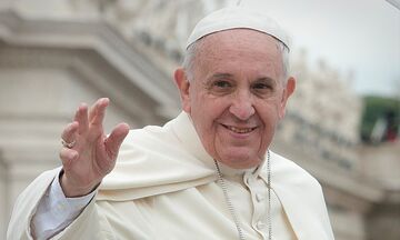 Πάπας Φραγκίσκος: Διόρισε την πρώτη γυναίκα σε υψηλό πόστο στη Σύνοδο των Επισκόπων