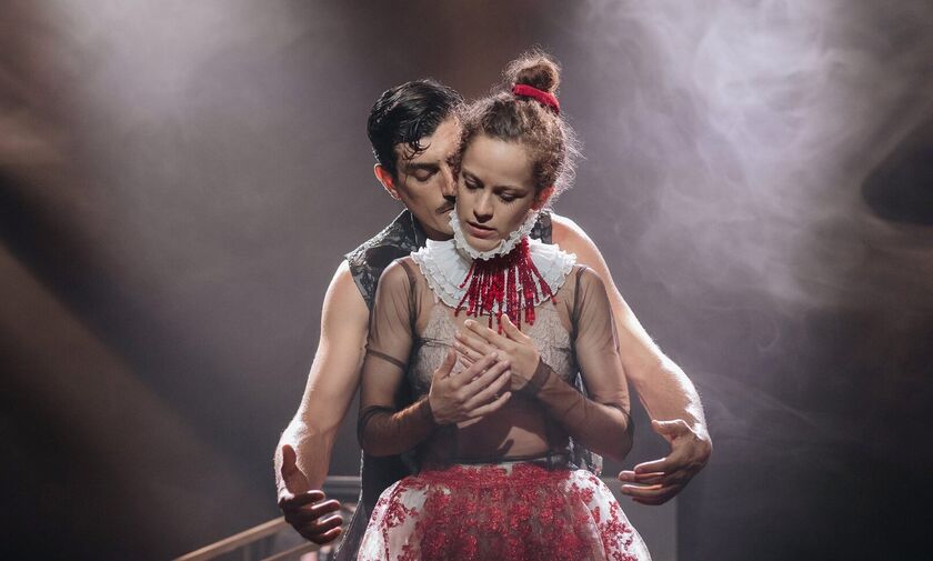 This is not Romeo & Juliet: Μία παράσταση για τον απόλυτο έρωτα από το Θέατρο Πορεία (vid)