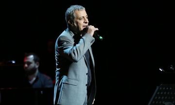 Κυψέλη: O Θέμης Αδαμαντίδης, o τραγουδιστής, ο οποίος συνελήφθη σε παράνομη χαρτοπαικτική λέσχη