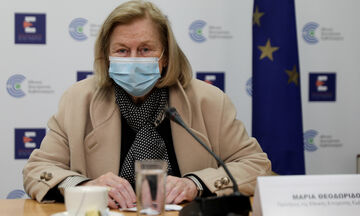 Κορονοϊός: Και οι Έλληνες άνω των 65 ετών θα κάνουν το εμβόλιο της AstraZeneca (vid)