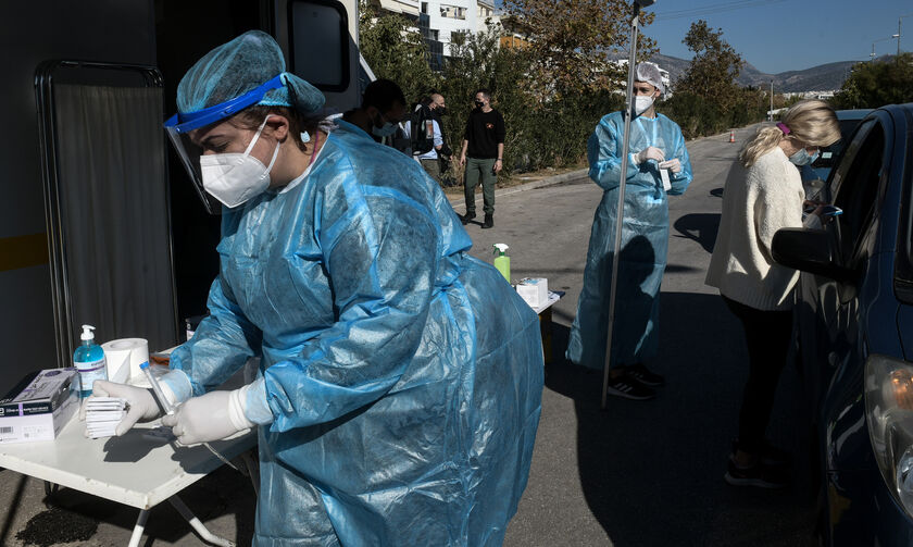 Κορονοϊός (12/3): Στα 2.405 τα νέα κρούσματα - 521 διασωληνωμένοι, 49 νεκροί