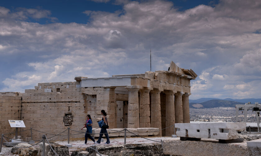 ΥΠΠΟΑ: Το ωράριο των αρχαιολογικών χώρων κατά τις ημέρες του Πάσχα και την Πρωτομαγιά 