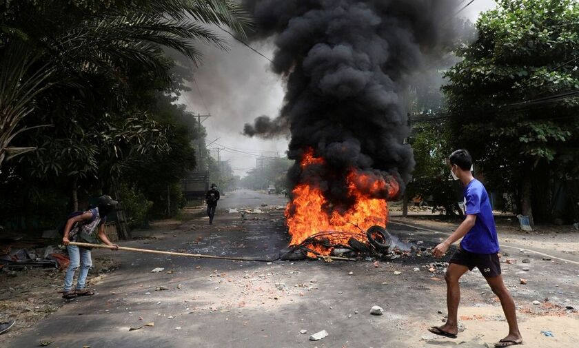 Μιανμάρ: Ο στρατός συνέλαβε 39 άτομα για εκρήξεις και εμπρηστικές επιθέσεις 