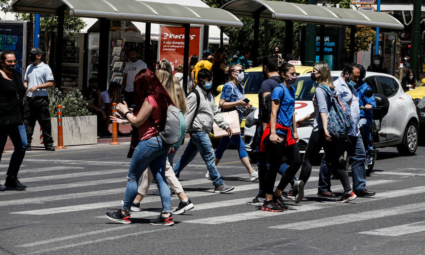 Το μεγάλο άνοιγμα: Τι αλλάζει στη ζωή μας μετά από 6 μήνες - Θέατρα, συναυλίες, μετακινήσεις, SMS