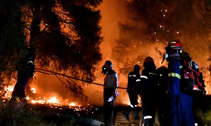 Φωτιά στον Σχίνο Κορινθίας: Τι οδήγησε στην καταστροφική πυρκαγιά