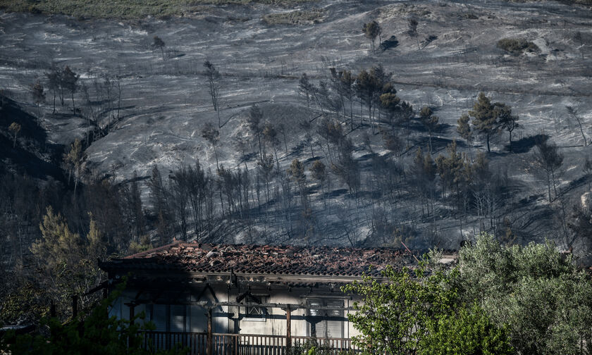 Κυβερνητικό κλιμάκιο στο Αλεποχώρι για την αποτίμηση των ζημιών