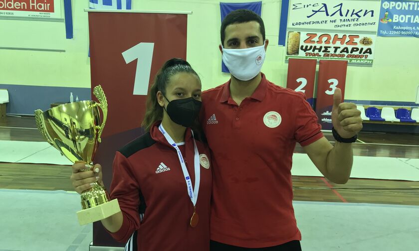 Ξιφασκία: Πρωταθλήτρια Ελλάδας στις Νεάνιδες η Γαζεπίδη του Ολυμπιακού 