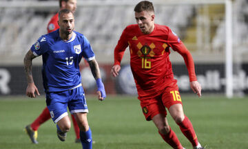 Βέλγιο - Ελλάδα: Το γκολ του Αζάρ για το 1-0 (vid)