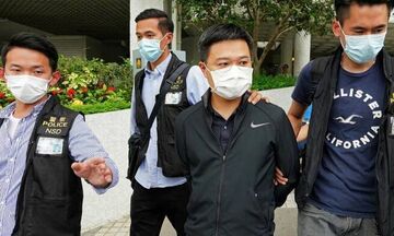 Χονγκ Κονγκ: Έφοδος της αστυνομίας σε εφημερίδα - Πέντε συλλήψεις