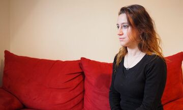 Βαλερί Μπακό: Δικάζεται για τον φόνο του βασανιστή πατριού και κατόπιν συζύγου της