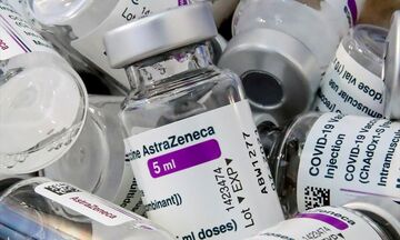 Εμβόλιο AstraZeneca: Άνοιξε η πλατφόρμα για όσους επιτρέπεται να αλλάξουν τη δεύτερη δόση