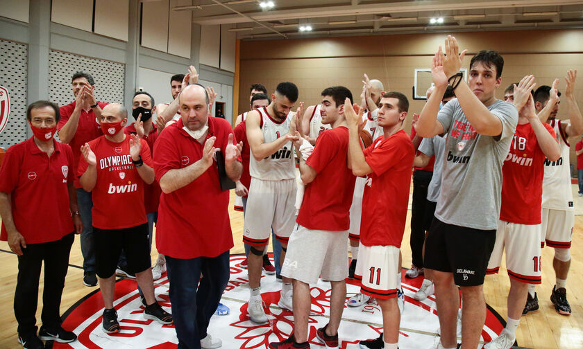 Ολυμπιακός Β’: Νικολαΐδης: «Είναι απόφαση της διοίκησης αν θα παίξει η ομάδα στην Α1» (vids)