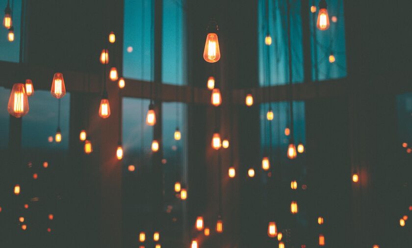 ΔΕΔΔΗΕ: Διακοπή ρεύματος σε Νέα Σμύρνη, Αθήνα, Πειραιά, Μοσχάτο, Ηλιούπολη, Χαλάνδρι, Ραφήνα