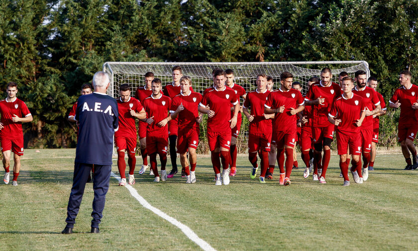 Η ΠΑΕ ΑΕΛ για τις μεταγραφές των ξένων ποδοσφαιριστών