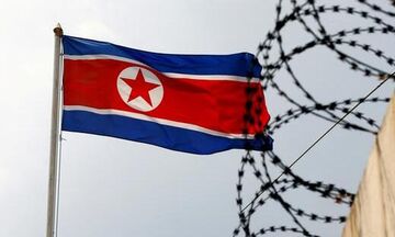 Βόρεια και Νότια Κορέα επανέφεραν σε λειτουργία τους διαύλους επικοινωνίας μετά από έναν χρόνο