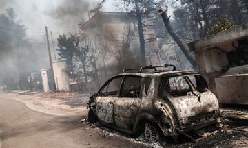 Φωτιά - Σταμάτα: Σπίτια στις φλόγες - Οι πρώτες εικόνες (vid - pics)