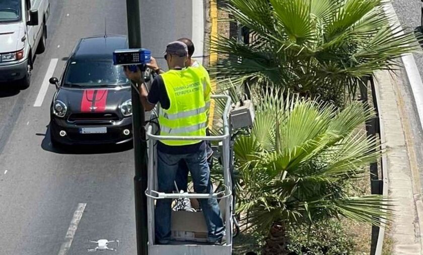 Στην Παραλιακή το πρώτο σύστημα ανίχνευσης παραβίασης ερυθρού φωτεινού σηματοδότη