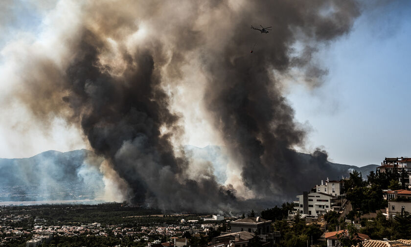 Πυρκαγιά στη Βαρυμπόμπη: Απειλείται η ηλεκτροδότηση στην Ανατολική Αττική - Έκτακτη σύσκεψη (vid)
