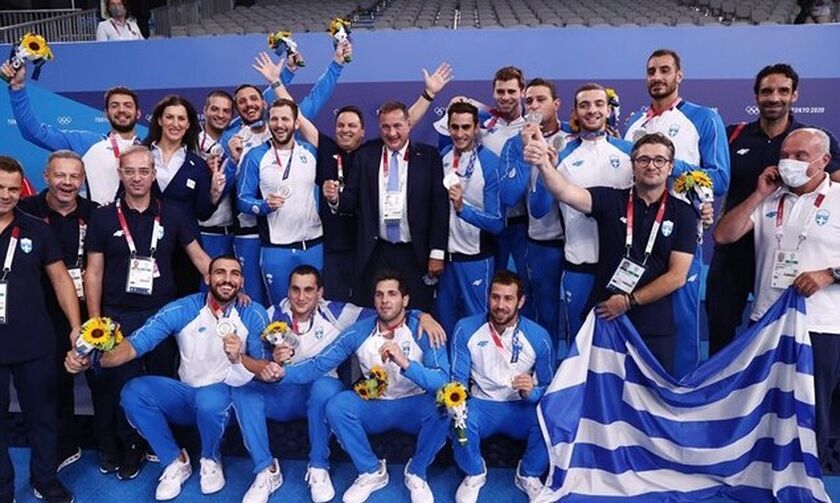 Ν.Ο. Σύρου για την Εθνική ομάδα πόλο: «Σας ευχαριστούμε - Κάνατε όλη την Ελλάδα υπερήφανη»