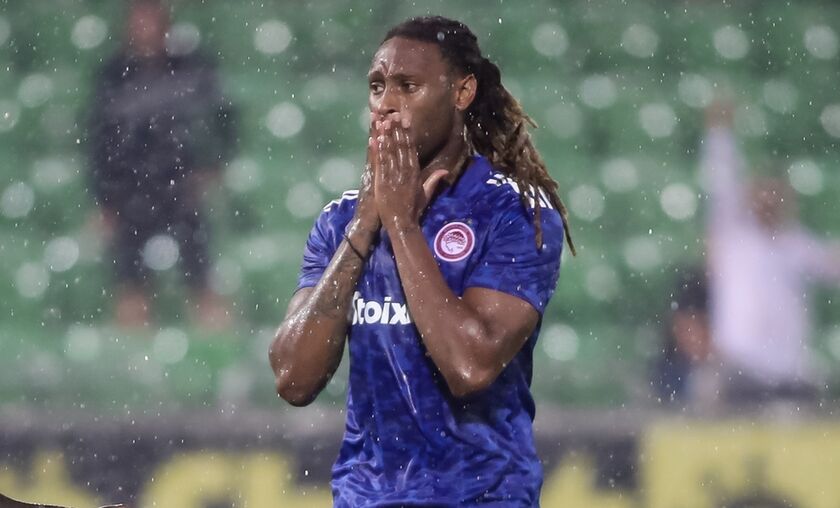 Ολυμπιακός: Ακόμα περιμένει τον καλό Σεμέδο