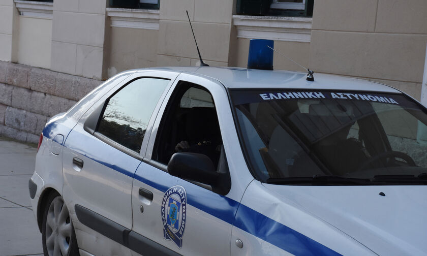 Πάτρα: Συνελήφθη άνδρας που κρατούσε αιχμάλωτες τη μητέρα και τις αδερφές του απειλώντας τη ζωή τους