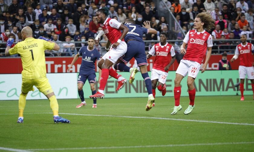 Ligue 1: Η Παρί Σεν Ζερμέν νίκησε 2-0 την Ρεμς στο ντεμπούτο του Μέσι 