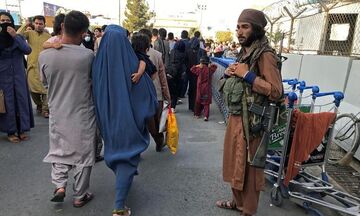 Καμπούλ: Οι Ταλιμπάν λένε ότι ελέγχουν μεγάλο μέρος του αεροδρομίου, το Πεντάγωνο διαψεύδει