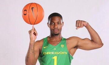 Άρης: Συμφωνία με Σακούρ Τζούιστον