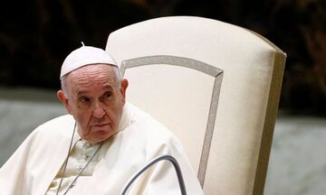Στην Ελλάδα ο πάπας Φραγκίσκος - Το παρασκήνιο της επίσκεψής του