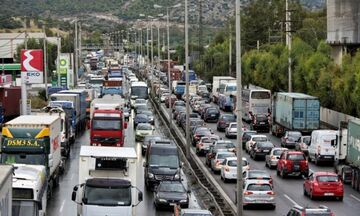 Τροχαίο: Κλειστή η Αθηνών - Κορίνθου στον Ασπρόπυργο στο ρεύμα προς Αθήνα