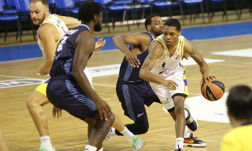 Λαύριο - Ζενίτ 51-79: Διαφορά κλάσης - Το πάλεψαν οι παίκτες του Σερέλη (vid)