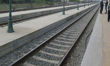 Υπογράφονται τα σιδηροδρομικά έργα Θεσσαλονίκη - Ειδομένη και Λάρισα - Βόλος
