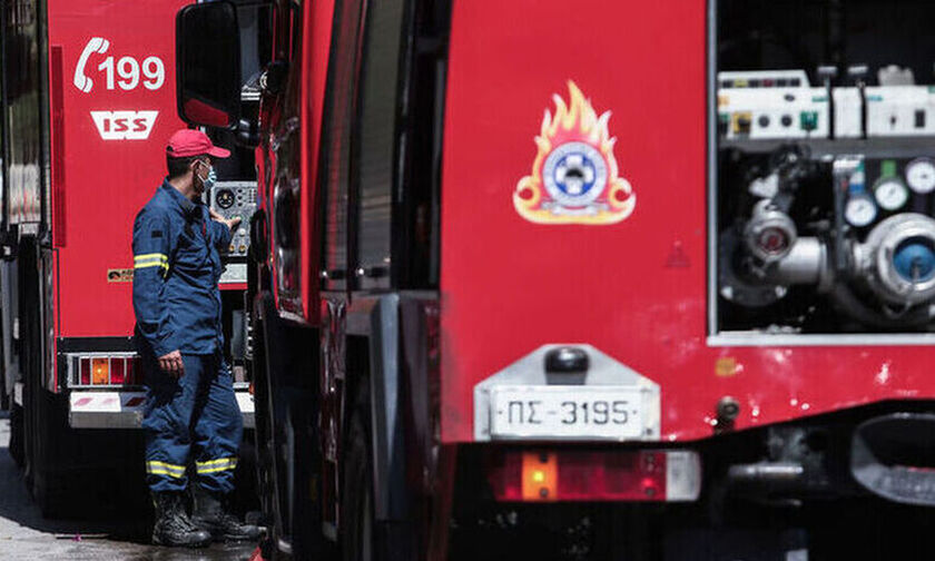 Υπό έλεγχο οι φωτιές σε Αχαρνές και Κάλαμο Αττικής