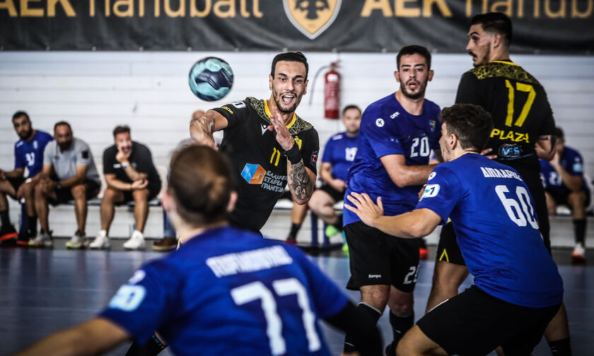 Handball Premier: Εύκολη νίκη για την ΑΕΚ επί της Σαλαμίνας με 42-17