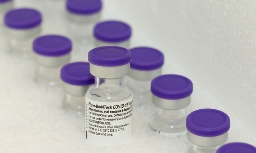 Η Pfizer άρχισε τη μελέτη ενός mRNA αντιγριπικού εμβολίου
