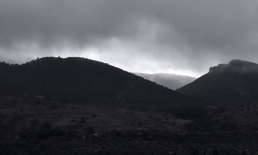 Καιρός: Ισχυρές βροχές και σποραδικές καταιγίδες (vid)