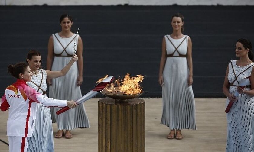 Η Ολυμπιακή Φλόγα παραδόθηκε στους Κινέζους διοργανωτές