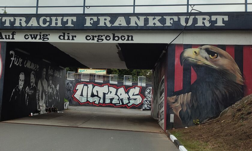 Άιντραχτ Φρανκφούρτης: Τα εντυπωσιακά γκράφιτι των οπαδών (pic)