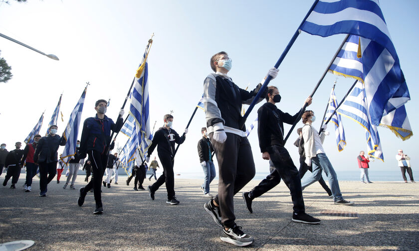 Γιορτή 28ης Οκτωβρίου: Με μάσκες οι παρελάσεις