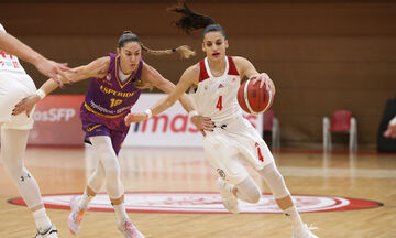 Ολυμπιακός - Εσπερίδες 84-49: Χαλαρά το «2 στα 2» οι «ερυθρόλευκες»