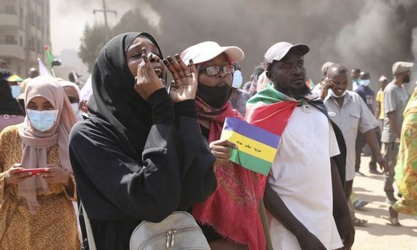 Σουδάν: Σε εξέλιξη στρατιωτικό πραξικόπημα - Στους δρόμους οι πολίτες