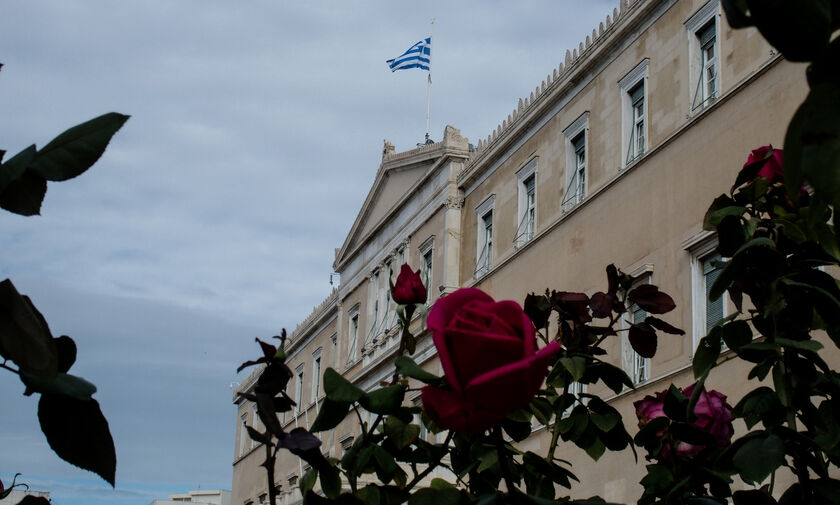 Το «αντίο» της ΕΣΗΕΑ στη Φώφη Γεννηματά