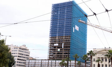 Πύργος Πειραιά: Σκέψεις για να μετατραπούν οι τελευταίοι όροφοι σε πολυτελή διαμερίσματα