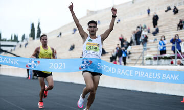 Αυθεντικός Μαραθώνιος Αθήνας: Παπούλιας και Μαρινάκου οι νικητές στα 5 χλμ.