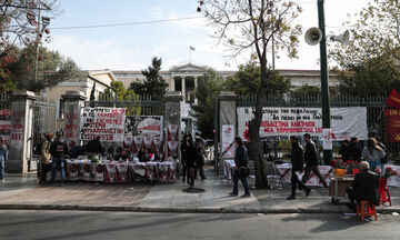 Αθήνα: Ποιοι δρόμοι κλείνουν λόγω της επετείου του Πολυτεχνείου