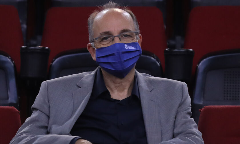 Λιόλιος: «Ο Μανωλόπουλος δεν θα είναι στον πάγκο του πρώτου αγώνα της Εθνικής» (vid)