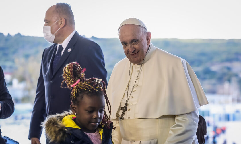 Πάπας Φραγκίσκος: «Είναι τραγικό που κάποιοι στην Ευρώπη κάνουν σαν να μην τους αφορά το προσφυγικό»
