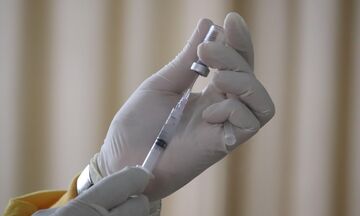 Κύπρος: Αρχίζει ο εμβολιασμός με την τρίτη δόση